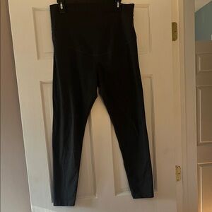 Old Navy Dark Gray Maternity Leggings